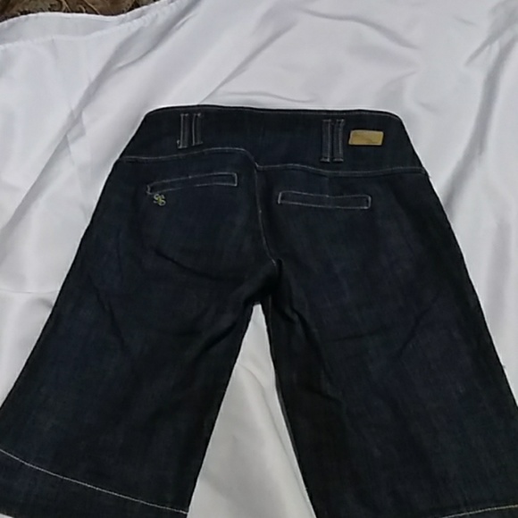 Capris - Picture 2 of 2